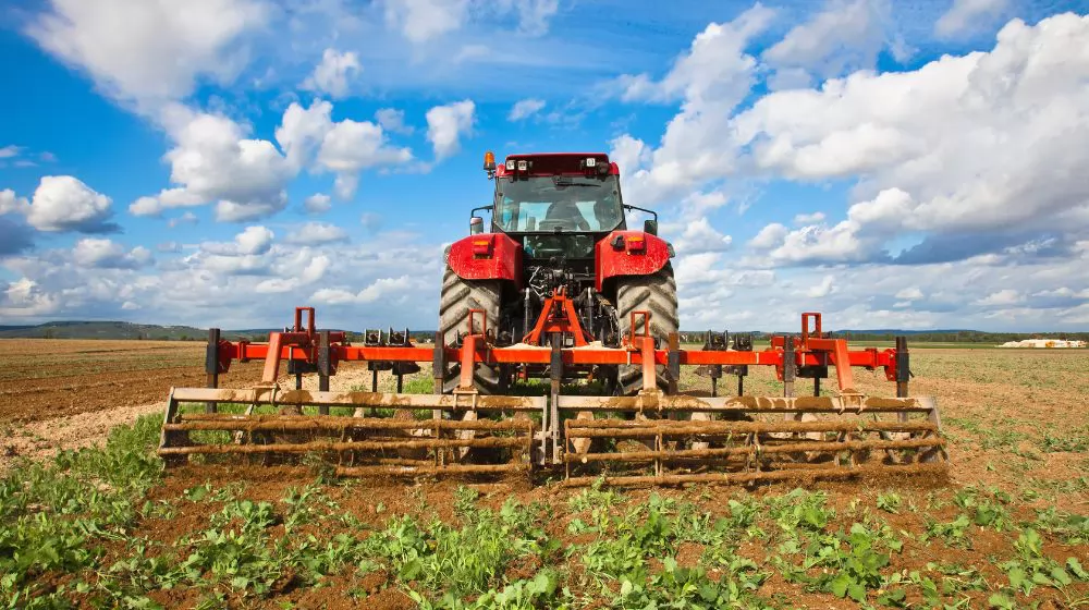 Precision Agriculture:Benefits of Auto Steering